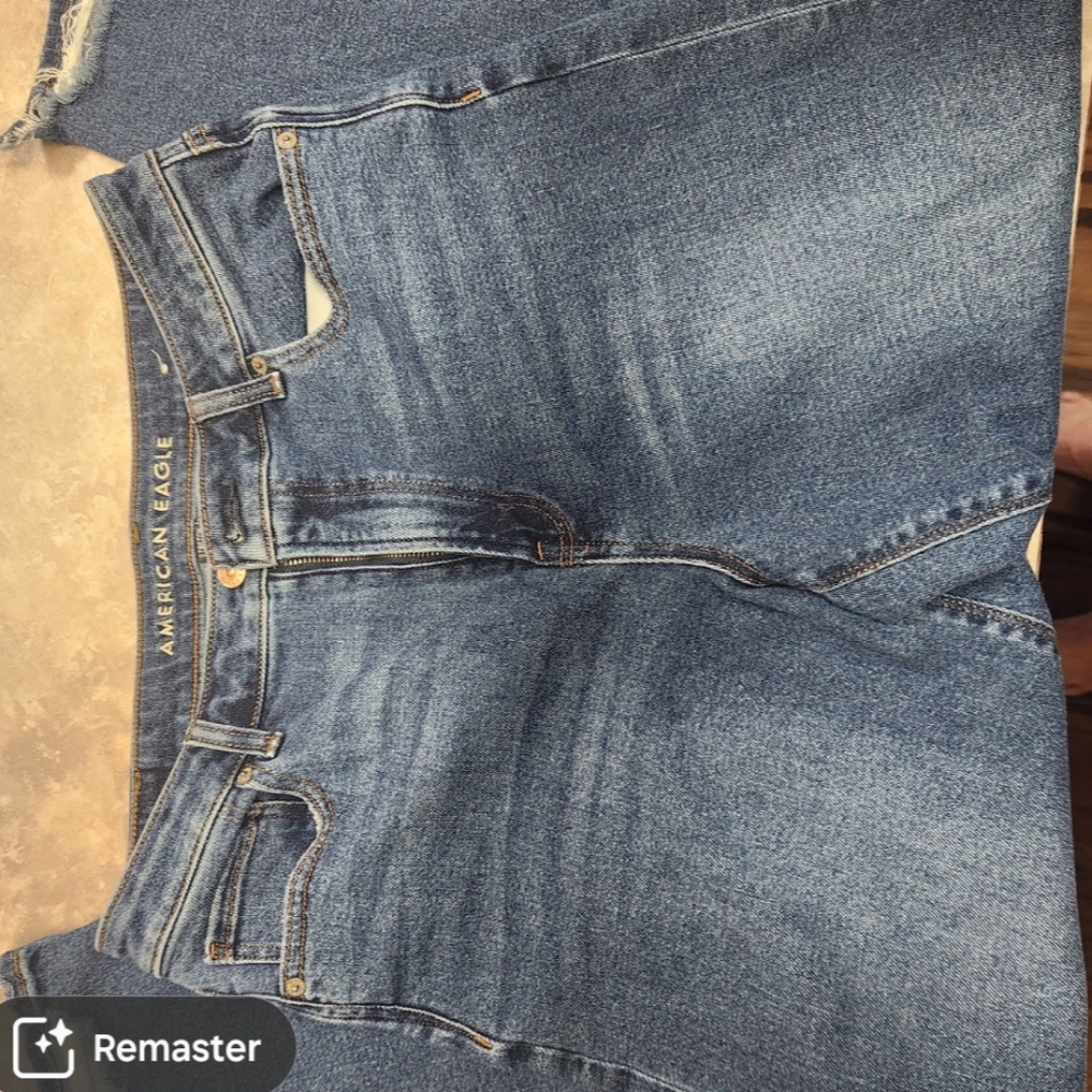 American Eagle Stretch Ripped "Mom" Jeans Size 10